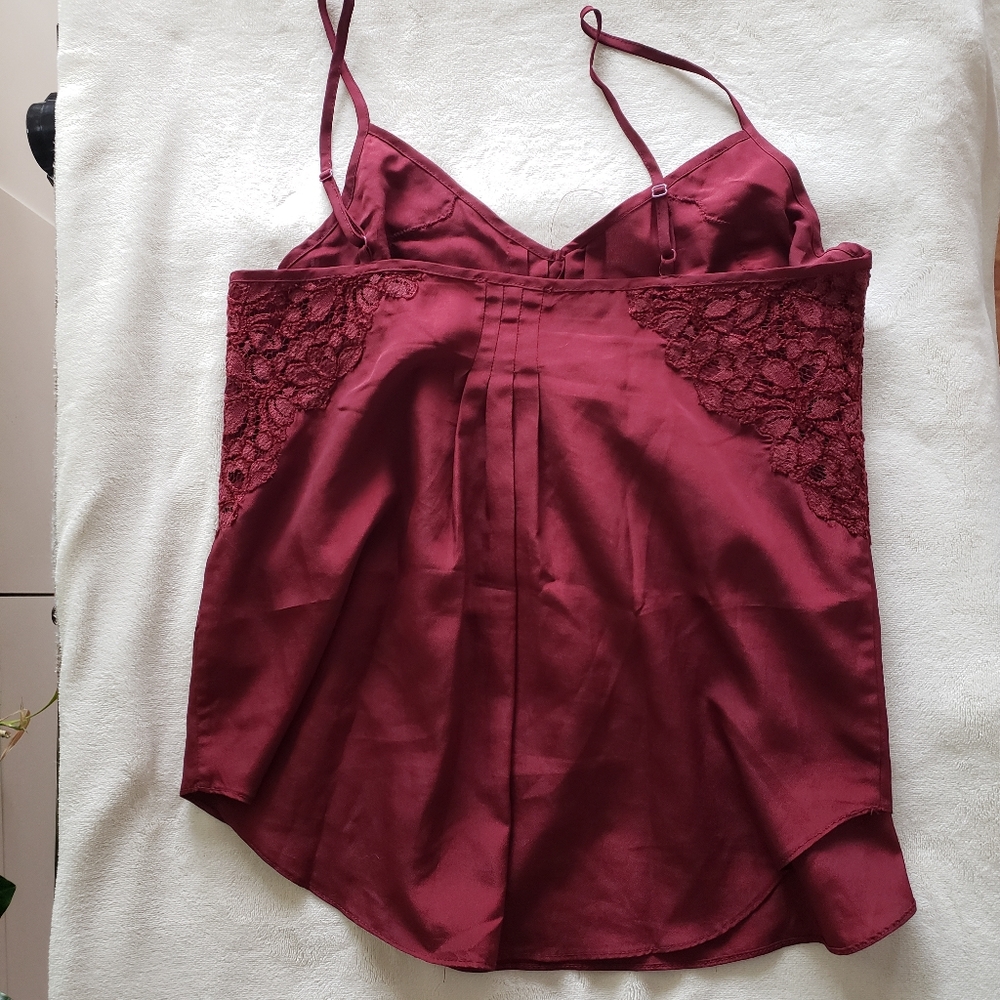 Aritzia Talula Lace Detail Tank Top Camisole - Picture 2 of 3